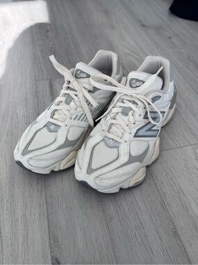 New Balance 9060 - Sea Salt With Concrete And Silver Metallic 9.5W/8M